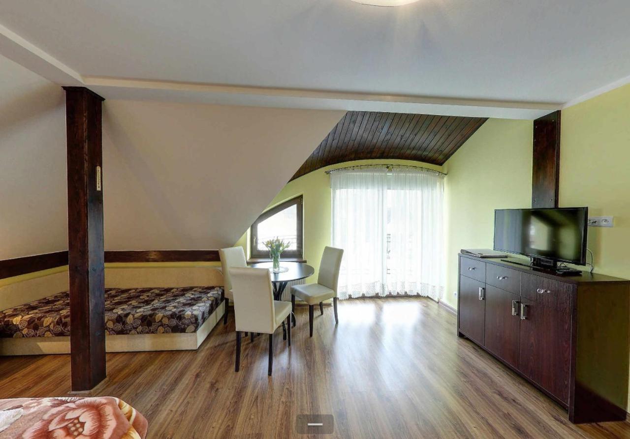 Villa Jura Pokoje Goscinne Zarki Extérieur photo
