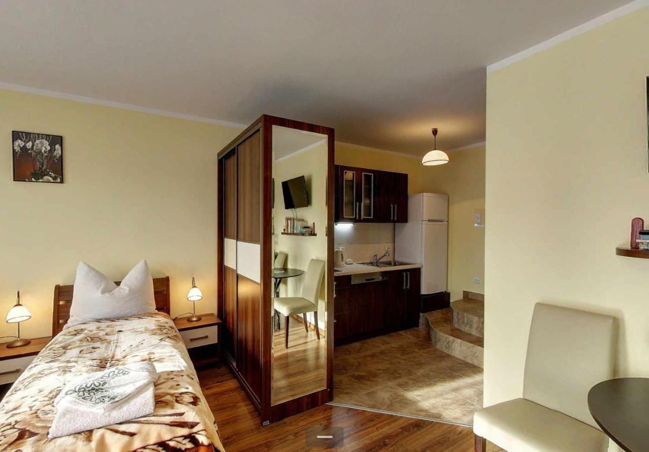 Villa Jura Pokoje Goscinne Zarki Extérieur photo