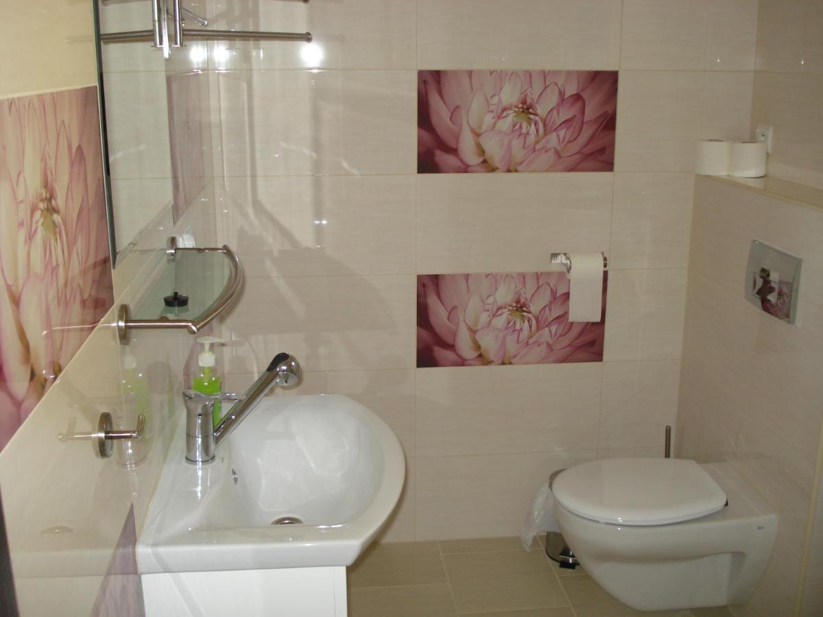 Villa Jura Pokoje Goscinne Zarki Extérieur photo